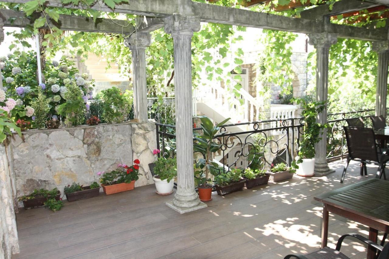 Muhar Apartment *